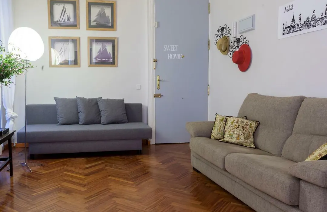 Elegante Piso Junto Al Museo Del Prado-1