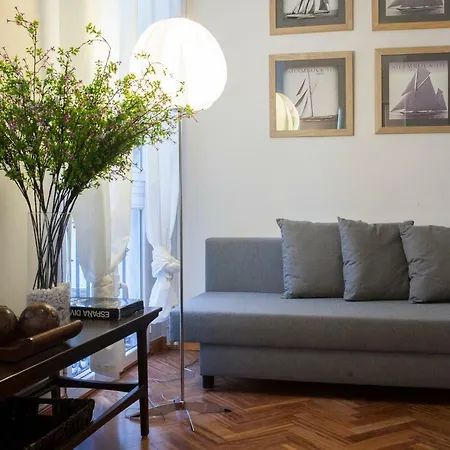 Elegante Piso Junto Al Museo Del Prado-2